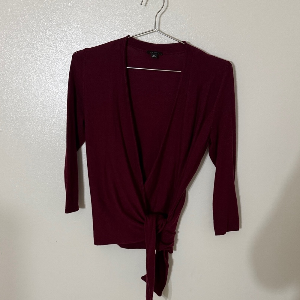 Ann Taylor burgundy Knit top